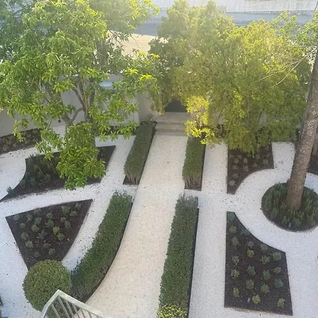 Дом отдыха Casa Com Jardim Perto Da *