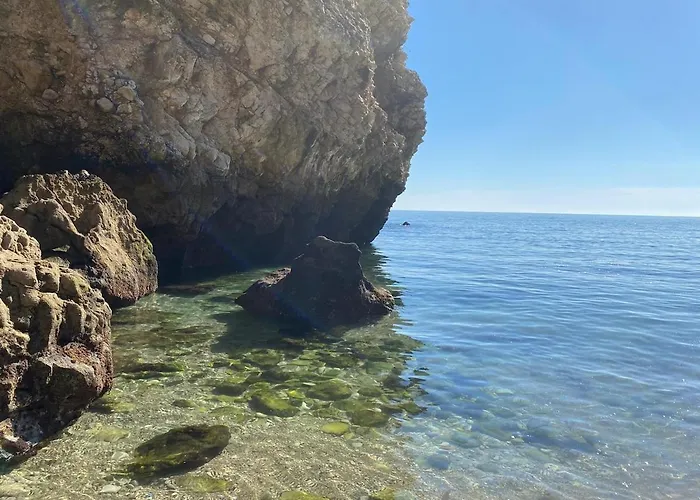 Casa Com Jardim Perto Da سيسيمبرا