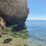 Casa Com Jardim Perto Da Σεσίμπρα