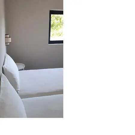 Holiday home Casa Com Jardim Perto Da Praia Sesimbra