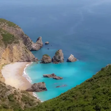 Casa Com Jardim Perto Da * Sesimbra