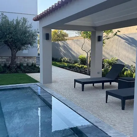 Casa vacanze Casa Com Jardim Perto Da Sesimbra